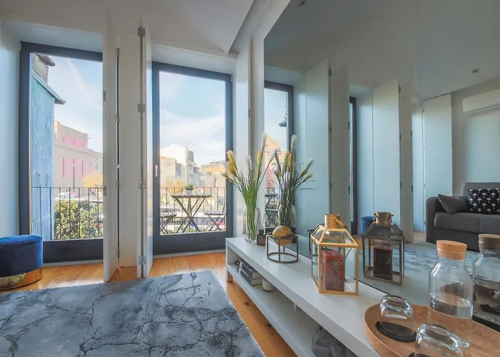 Sunshine Apartment *